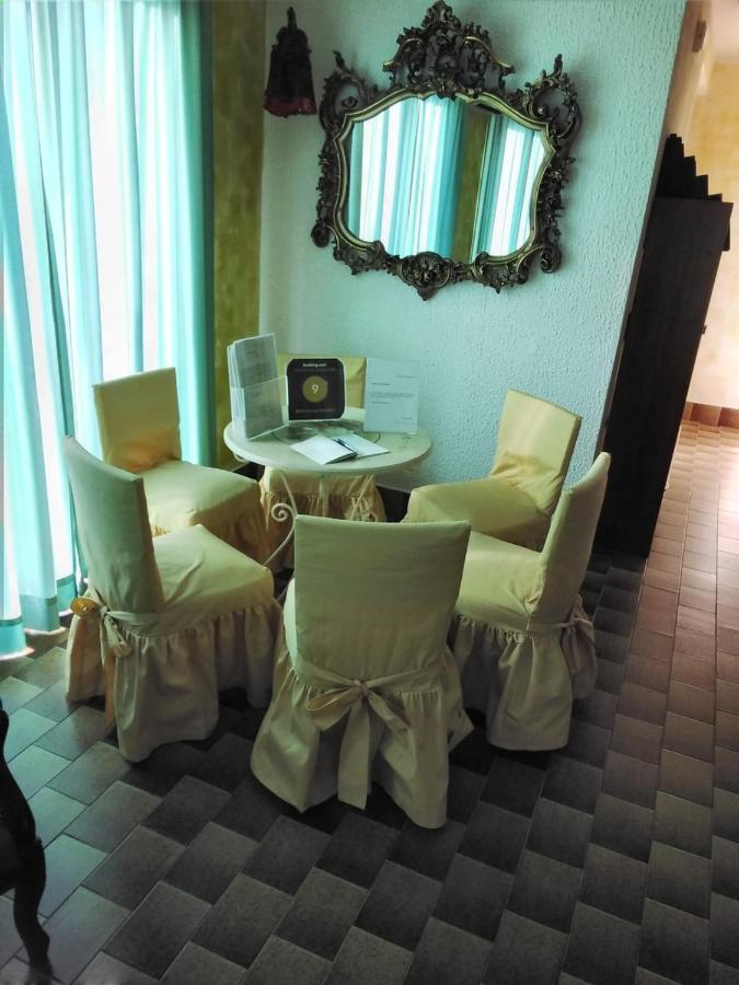 B&B Carmen Biondani Pescantina ภายนอก รูปภาพ